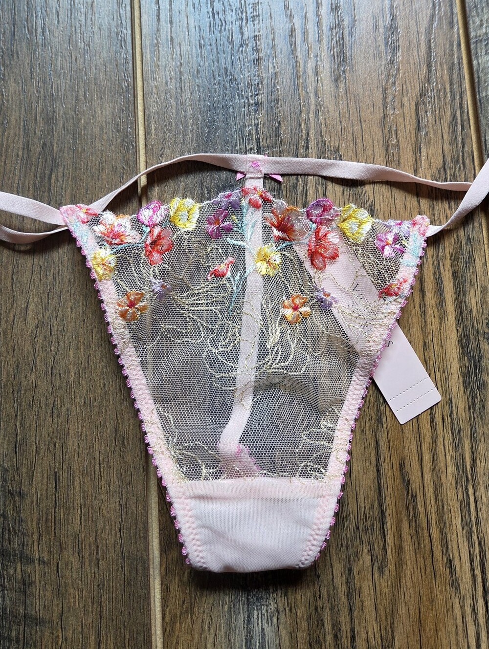 Victoria's Secret Dream Angels Rainbow Bloom Embroidered V-String Panty S NWT